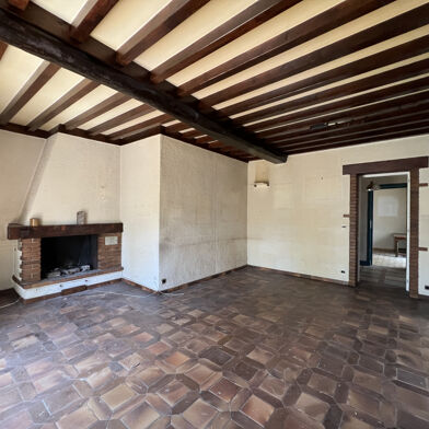 Maison 1 pièces 240000 €