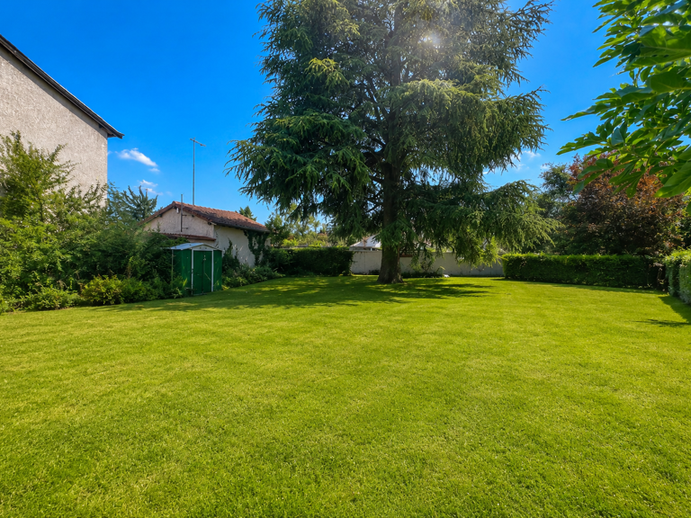 TERRAIN 471m2 CRAPONNE — photo 1