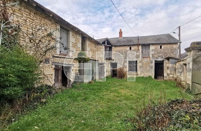 Réf 8049. Nueil-sous-Faye. 1 maison avec 3 dépendances en pier — photo 4