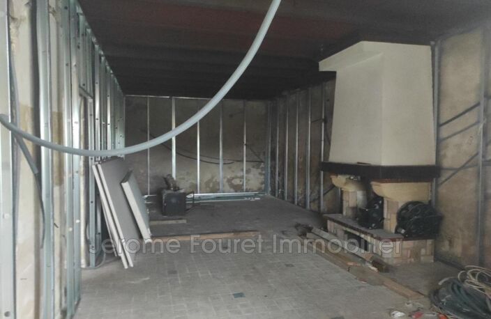 Grande bâtisse à restaurer — photo 3