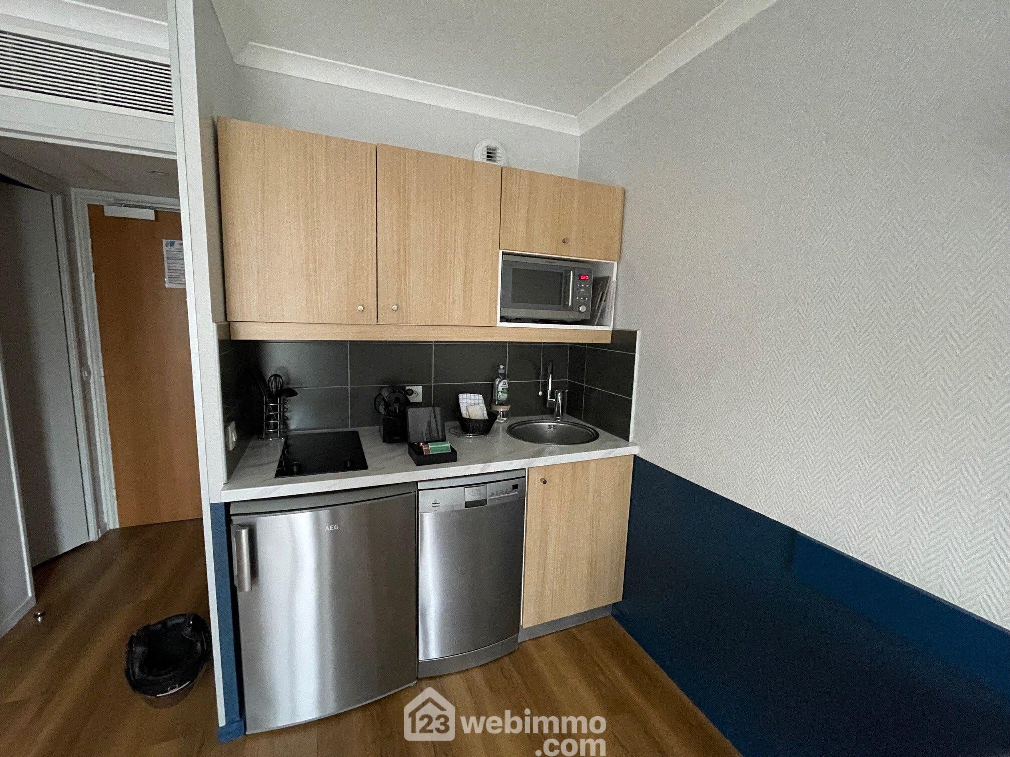 Photo Appartement - 26m² - Courbevoie image 2/4