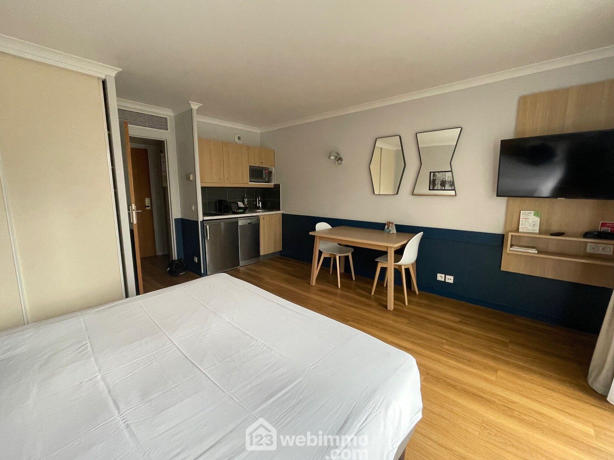 Photo Appartement - 26m² - Courbevoie image 3/4