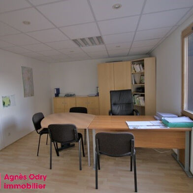 Bureau 5 pièces 1219 €