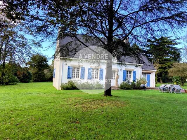 Maison familiale de 6 chambres au calme — photo du bien