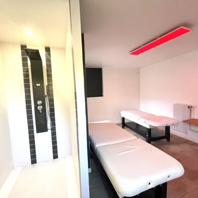 Commerce  243000 €