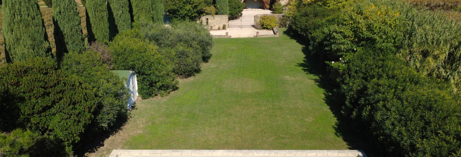 Maison 12 Pièces 360 m² à vendre à Uzès (30700)