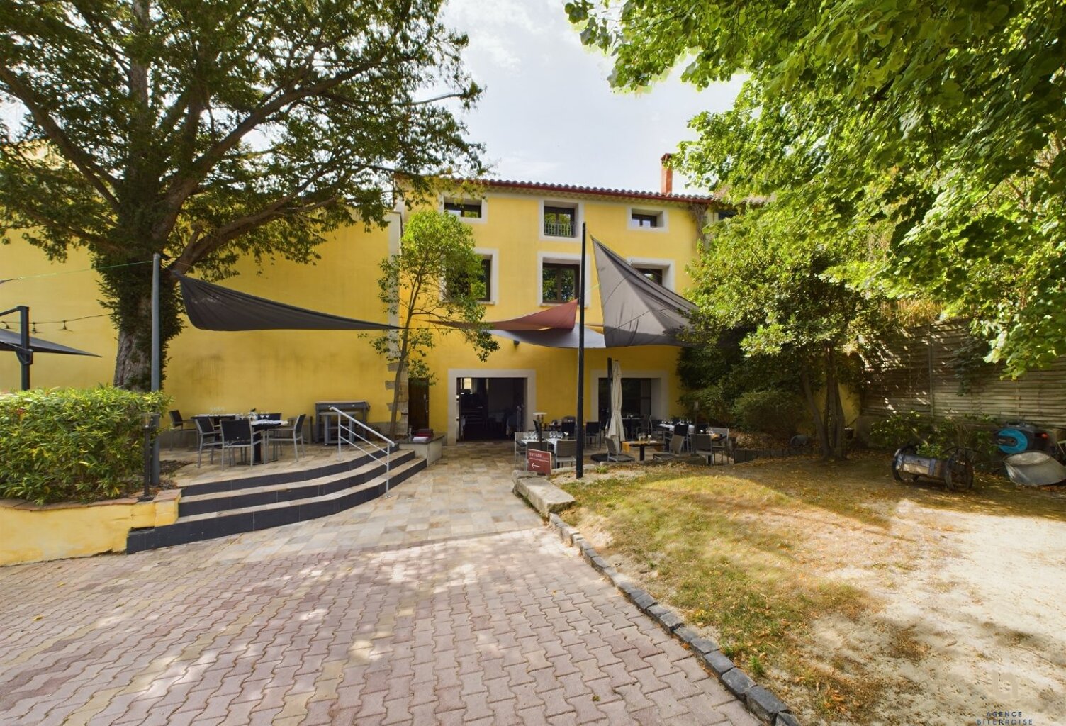 Hôtel - Restaurant — photo 1