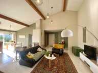 Villefranche, Villa d'architecte T4/5 avec piscine chauffée et terrain constructible de 1515 m2 — photo 3