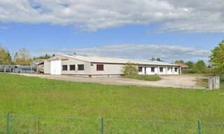 Commerce  1500 m² à vendre à Chaveyriat (01660)