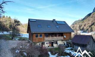 Maison 9 Pièces 200 m² à vendre à Bellevaux (74470)