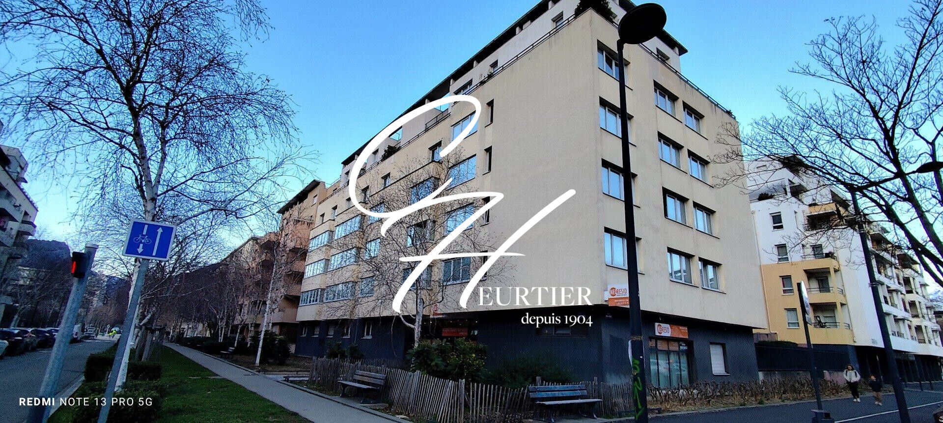 Appartement 1 pièces  à vendre Grenoble 38100