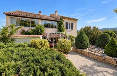 Au centre de Vaison-La Romaine villa de 186 m² habitables env. — photo du bien
