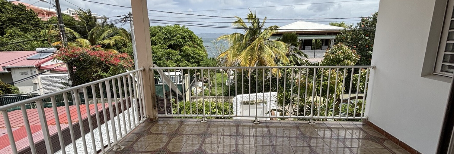 Appartement 2 Pièces 50 m² à louer à Les Trois-Îlets (97229)