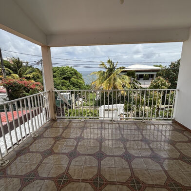 Appartement 2 pièces 900 €