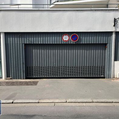 Garage  85 €