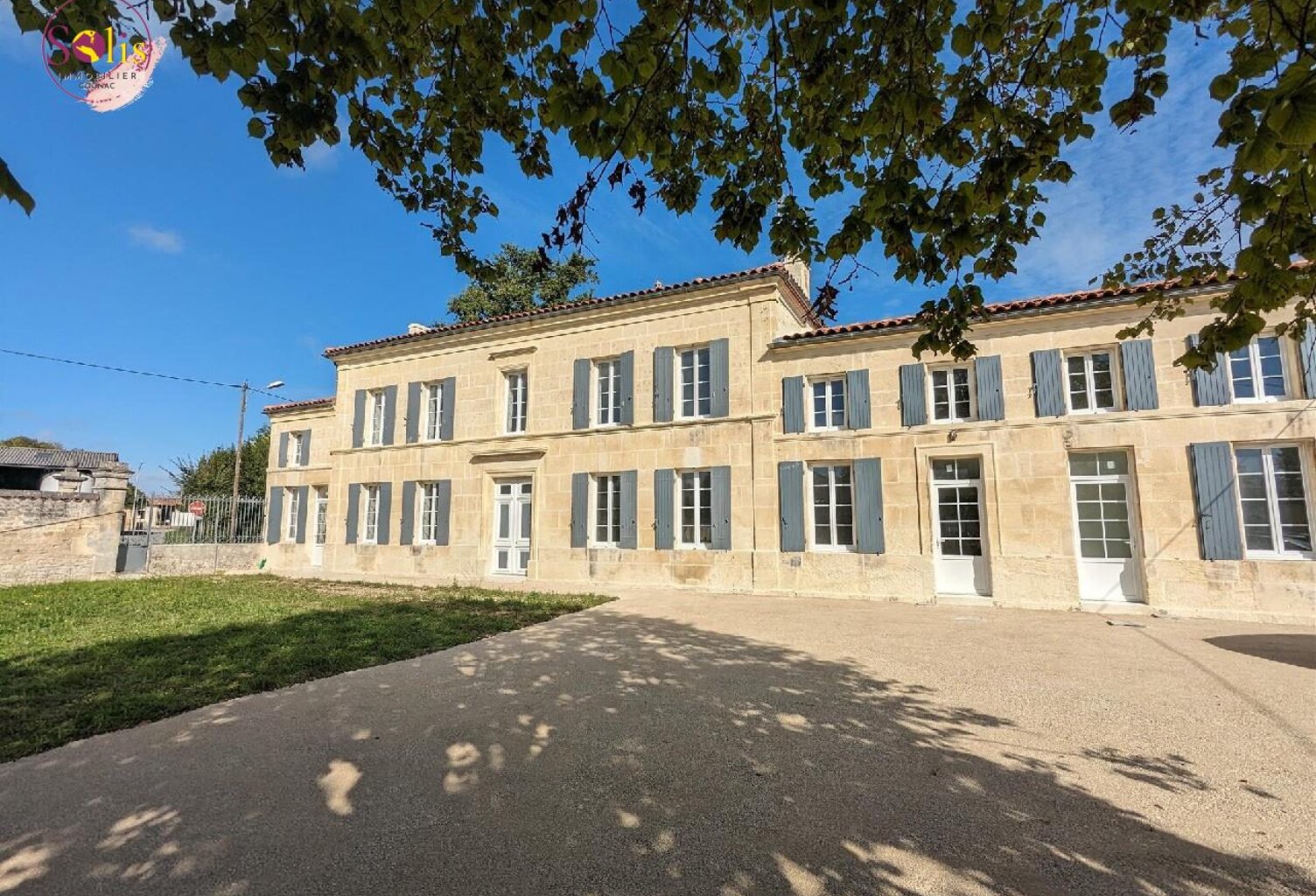 Vente maison 6 pièces 275 m² Mesnac (16370) — photo 1