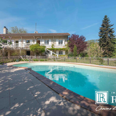 Maison 8 pièces 658000 €