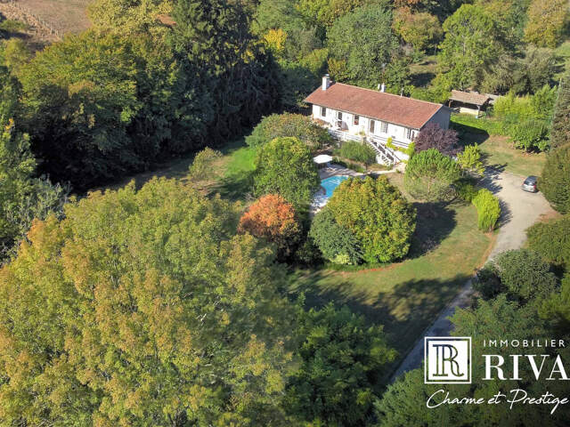 BELLE TRADITIONNELLE - 220 M2 - 5 CH - STUDIO - 4822 M2 — photo du bien