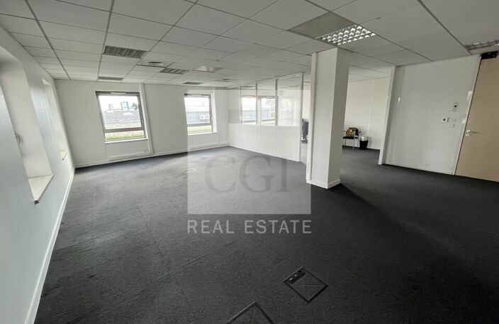 BUREAUX à LOUER — photo 5