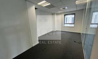 Bureau  160 m² à louer à Limonest (69760)