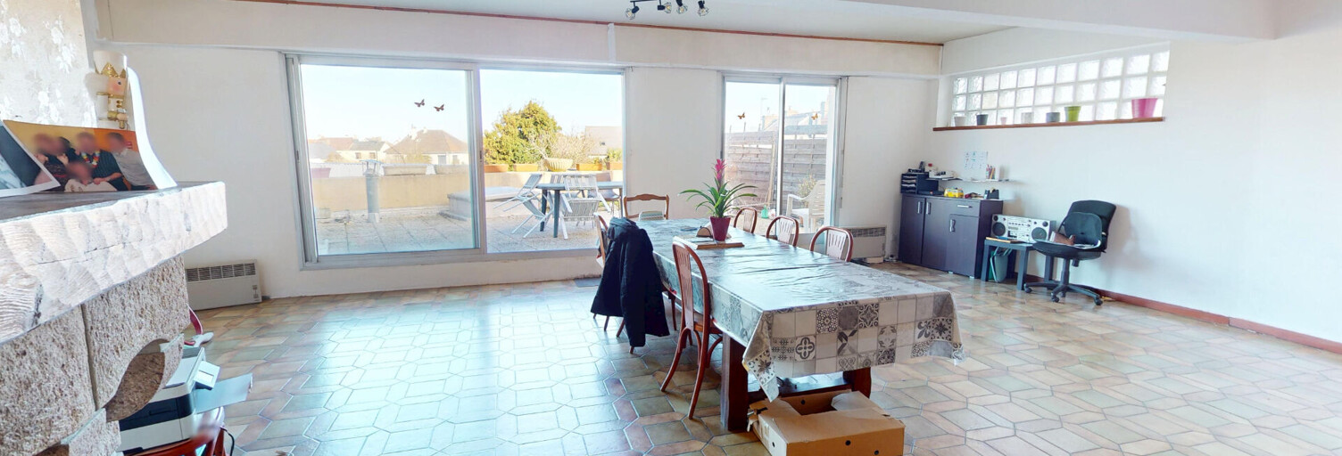 Maison 5 Pièces 330 m² à vendre à Équeurdreville-Hainneville (50120)