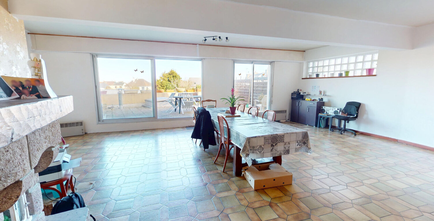 MAISON DANS LE CENTRE D'EQUEURDREVILLE — photo 1