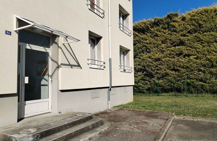 F2 A SAINT ANDRE LES VERGERS — photo 5