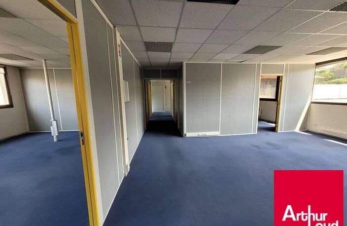 BUREAUX à VENDRE — photo 3