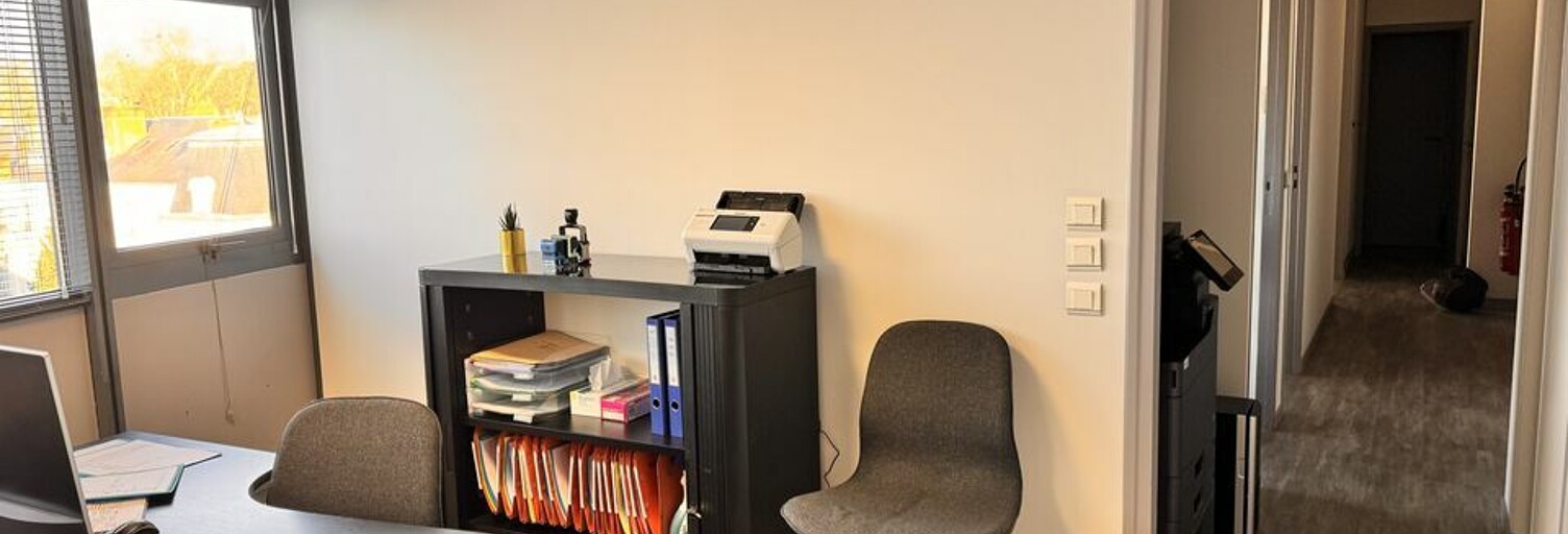 Bureau  77 m² à louer à Tours (37000)