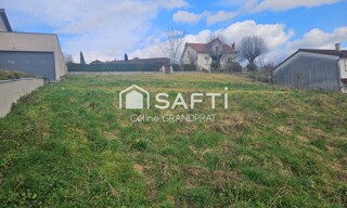 Terrain  844 m² à vendre à Maurs (15600)