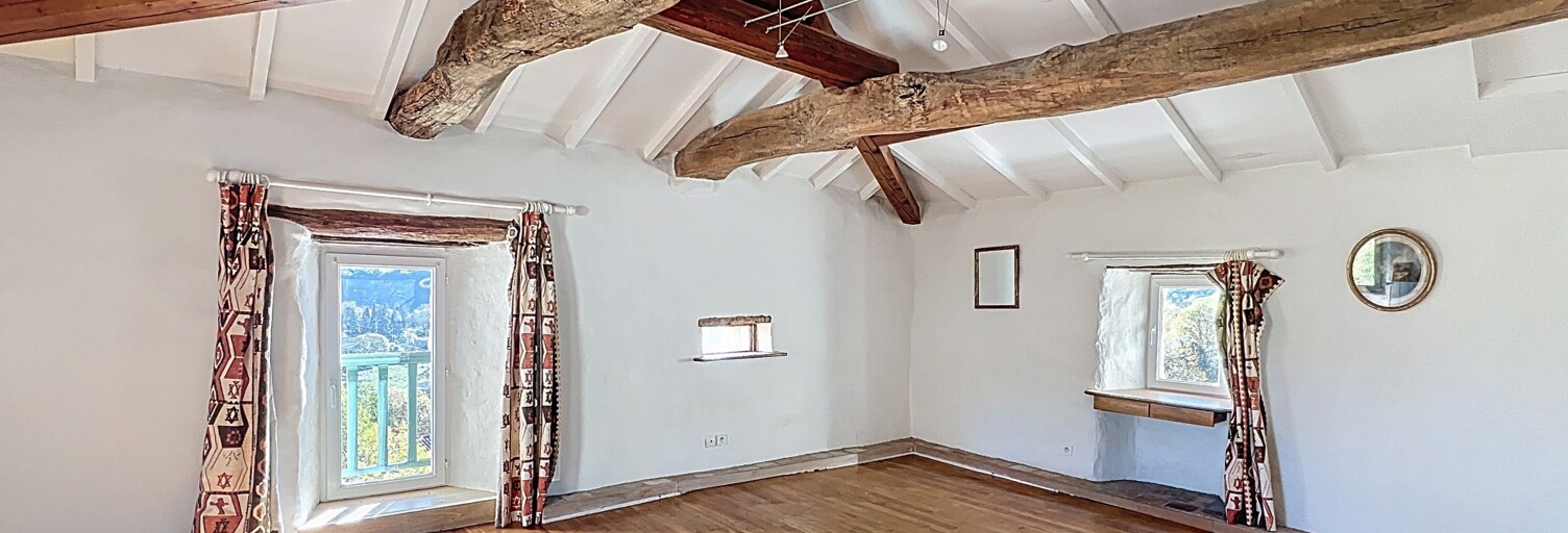 Maison 9 Pièces 199 m² à vendre à Cazilhac (34190)