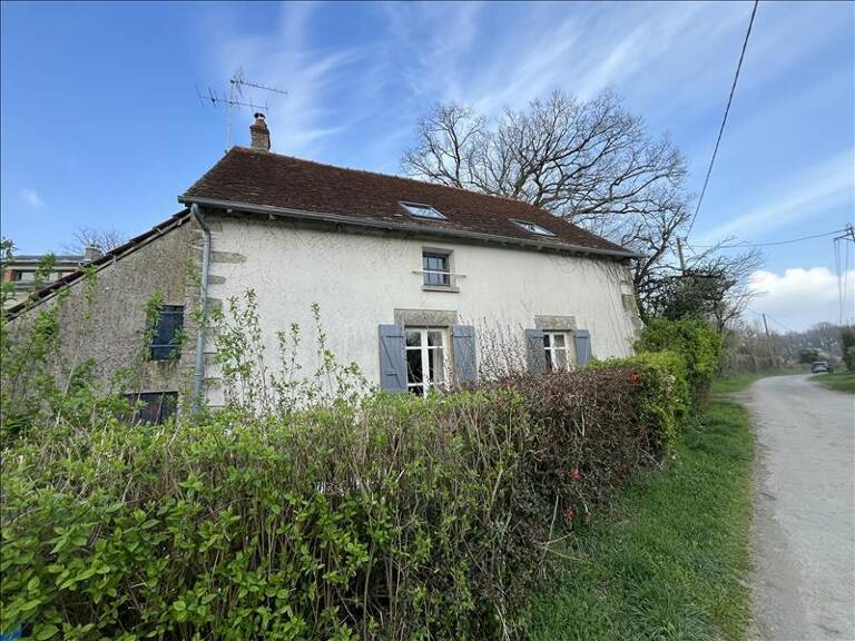 Maison en pierre de 5 pièces principales — photo 1
