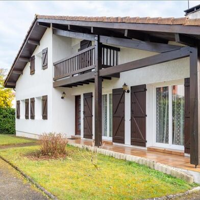 Maison 7 pièces 179 m²