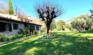 Maison 4 Pièces 150 m² à vendre à Saint-Vallier-de-Thiey (06460)