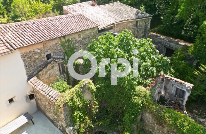 Bâtisse de 1800 sur plus de 2,8 hectares – Allègre-les-Fumades — photo 2