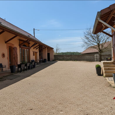 Maison 7 pièces 299000 €