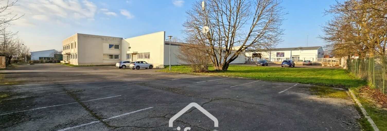 Bureau 23 Pièces 2009 m² à vendre à Crissey (71530)