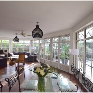 Maison 9 pièces 599000 €