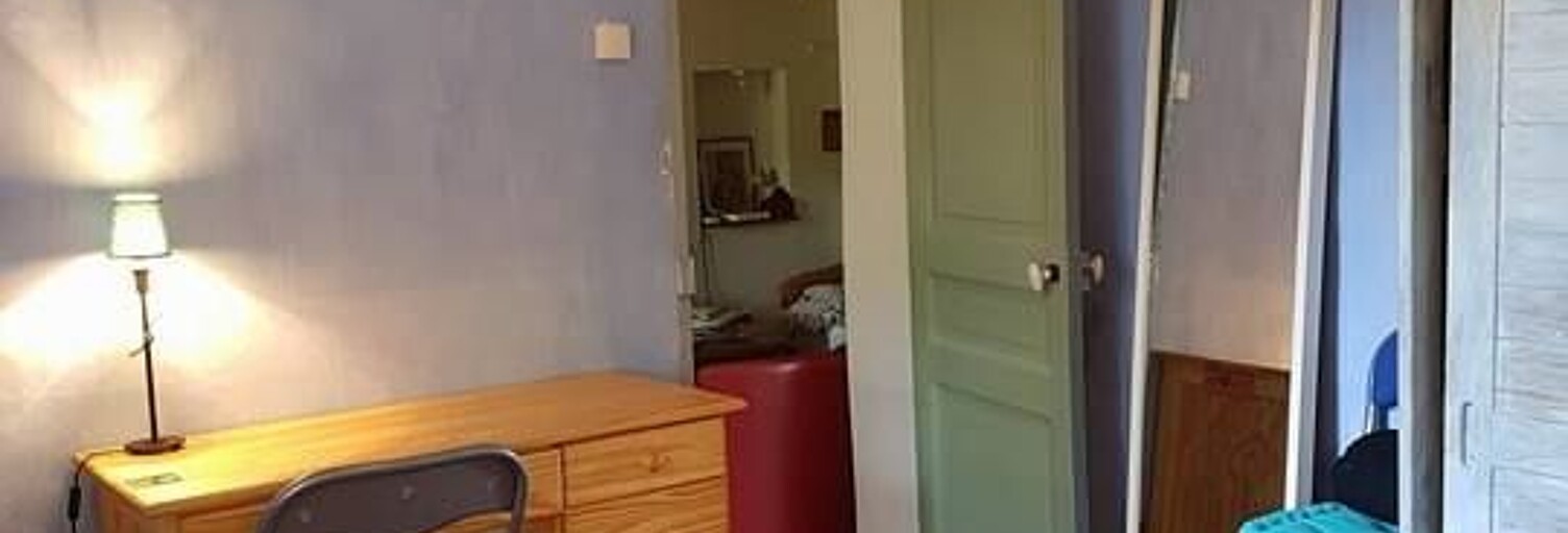 Appartement 1 Pièce 15 m² à louer à Gardanne (13120)