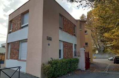 location appartement 535 € CC /mois à proximité de Piolenc (84420)