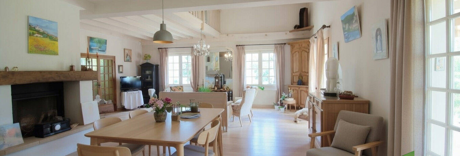 Maison 6 Pièces 217 m² à vendre à Bergerac (24100)