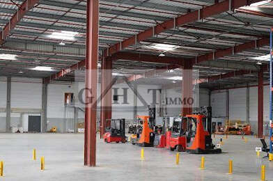 Local industriel  39900 €