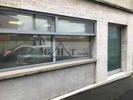 LOCAL COMMERICAL 160 M² A LOUER  VILLENEUVE LE ROI — photo 2