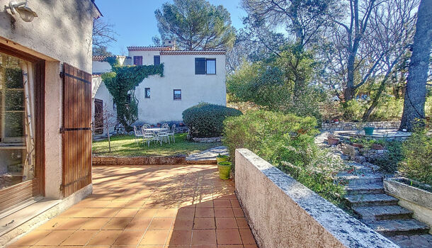 Villa / Maison 6 pièces  à vendre Eguilles 13510