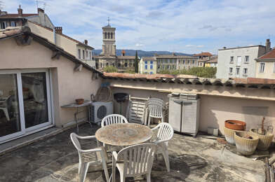 Appartement 4 pièces 245000 €