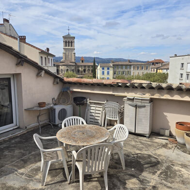 Appartement 4 pièces 245000 €