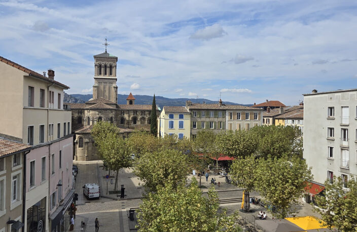 Valence, appt T4 - Dernier étage - Terrasse avec vue excepti — photo 4