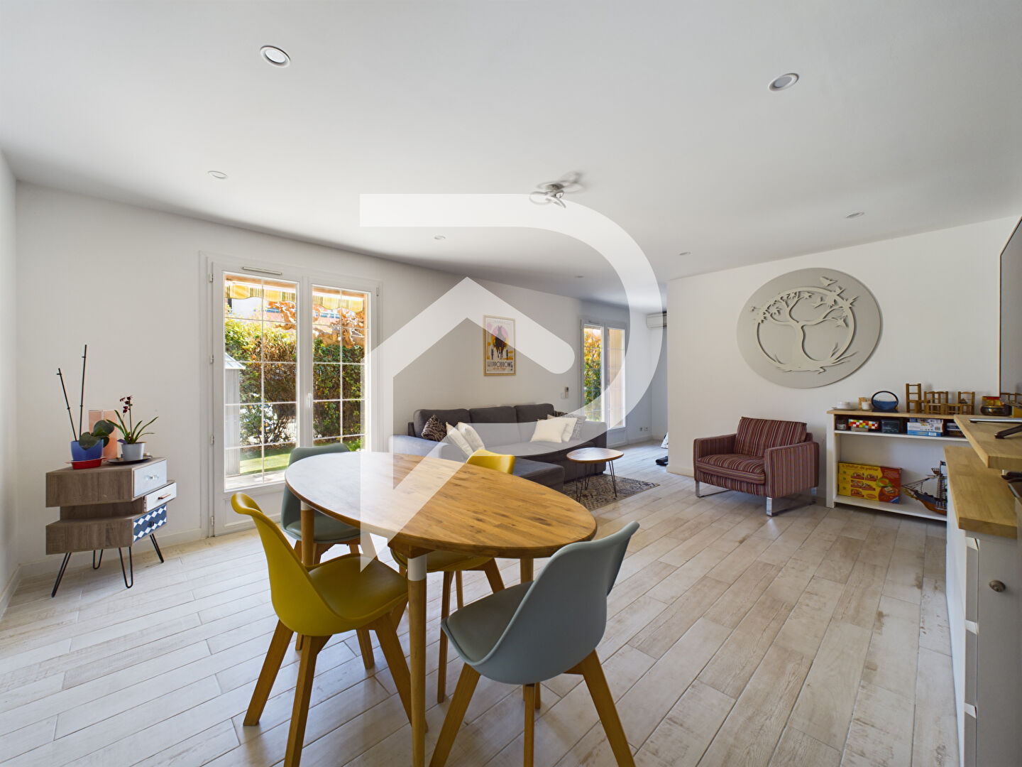 Villa / Maison  T5 à vendre Valette-du-Var (La) 83160