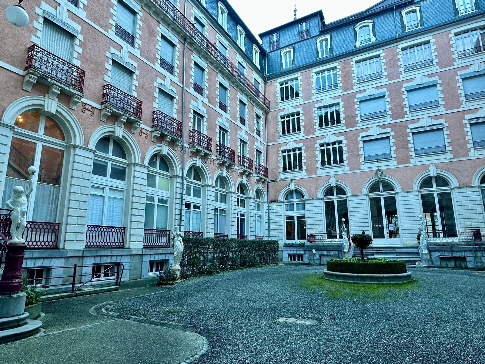 Appartement  T4 à vendre Cauterets 65110