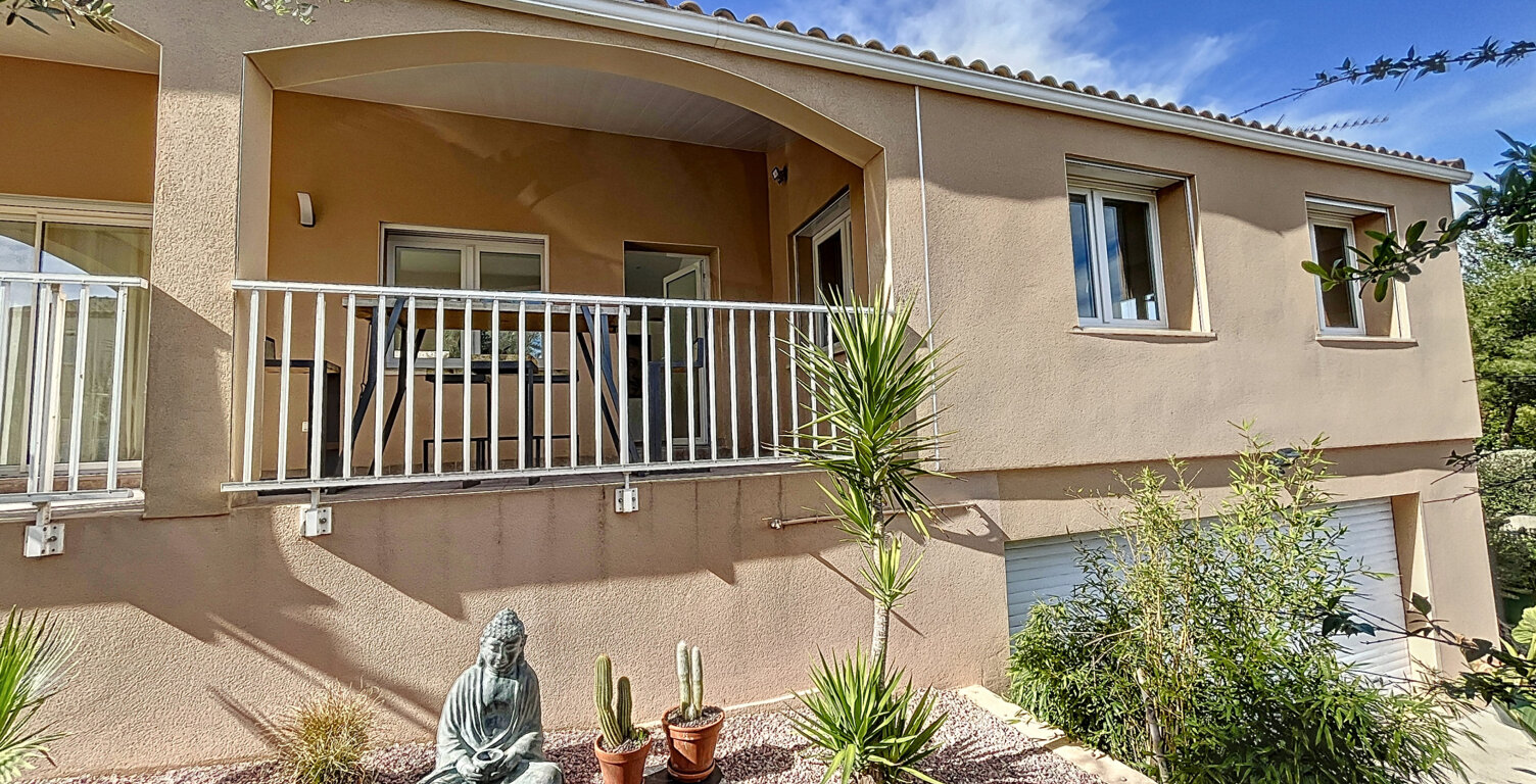 Villa contemporaine 6 pièces de 165m2 habitables avec jardin — photo 1